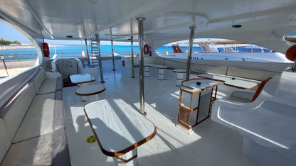 Hurghada : bateau privé Sukkar Royal avec plongée en apnée dans la piscine et déjeuner