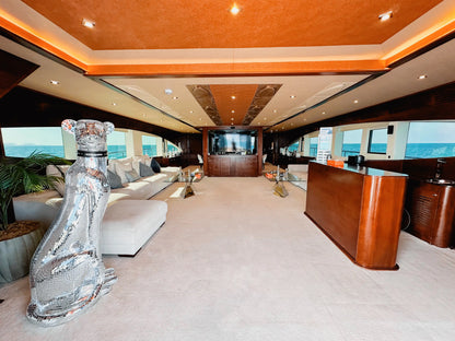 Dubai: Stardom Boat 140 ft Private Boat Trip
