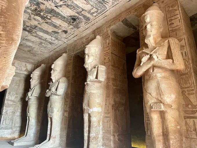 从卢克索出发：2天私人游，前往埃德夫、阿斯旺和阿布辛贝尔