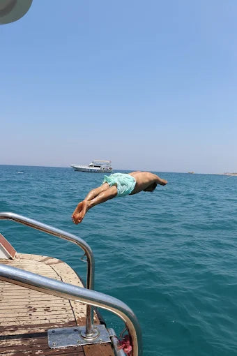 Ain El Sokhna: Passeio Privado de Barco de Snorkeling de Manchester com Almoço e Bebidas Não Alcoólicas