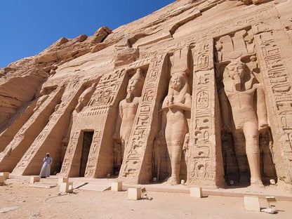 Aswan: Abu Simbel Private Guided Tour