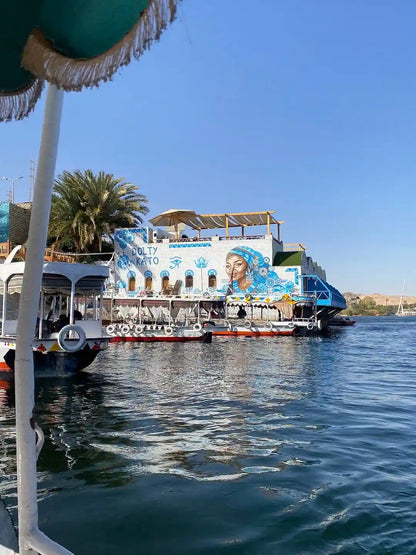 أسوان: جولة إرشادية في القرية النوبية وركوب قارب آلي في نهر النيل