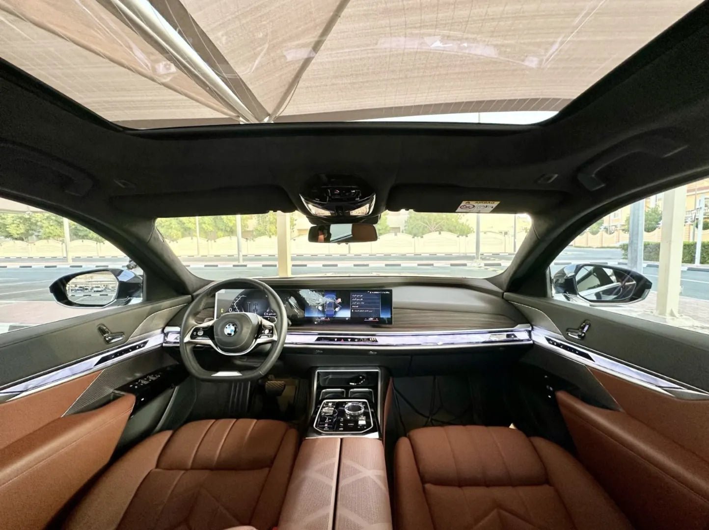 Доха: аренда частного автомобиля BMW 7-series 740 с водителем