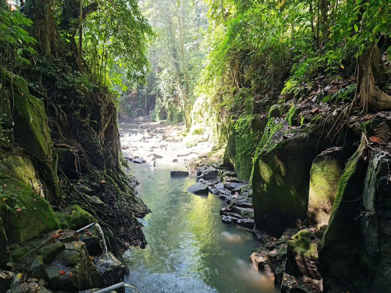 Bali: Blue Lagoon Snorkeling and Kanto Lampo Waterfall Adventure