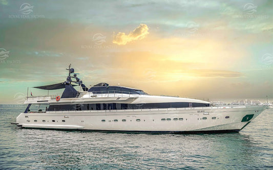 Dubaj: rejs jachtem Azimut 135 FT Mazayel (Premium).