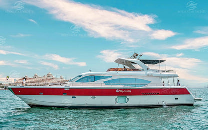 Dubai: 90 FT Big Daddy (Party) Duretti Yacht Tour