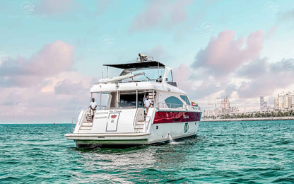 Dubai: 90 FT Big Daddy (Party) Duretti Yacht Tour