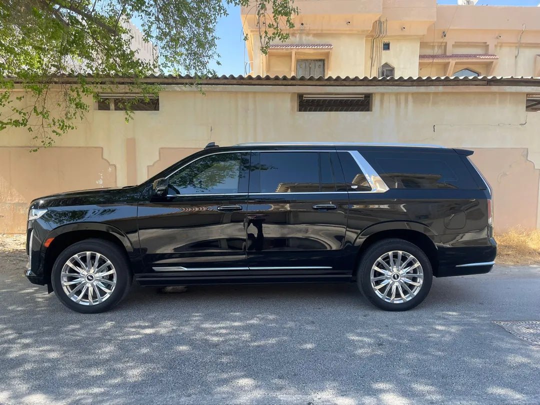 Doha : location de voiture privée Cadillac Escalade avec chauffeur