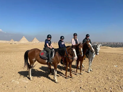 Cairo: Experience Horse riding by Giza Pyramids