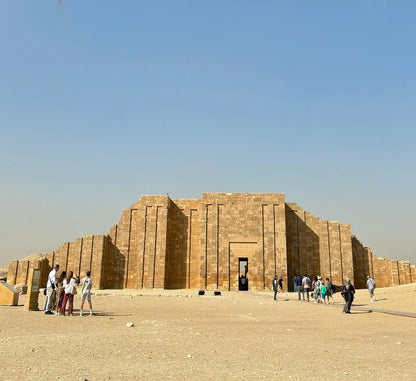 Каир: экскурсия с гидом к пирамидам Гизы, Сфинксу, Саккаре и Мемфису