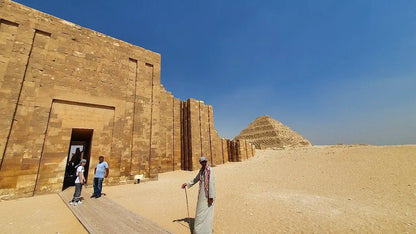 Каир: экскурсия с гидом к пирамидам Гизы, Сфинксу, Саккаре и Мемфису
