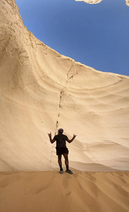 Cairo: Excursão Privada de 2 Dias para o Oásis de Bahariya com Tour pelo Deserto Negro e Branco