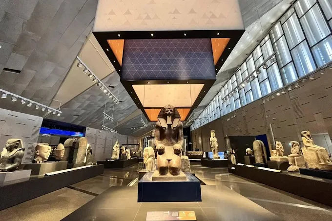 Le Caire : Visite guidée privée des Pyramides de Gizeh et du Grand Musée Égyptien - Journée complète