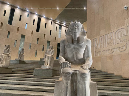 Le Caire : Visite guidée privée des Pyramides de Gizeh et du Grand Musée Égyptien - Journée complète