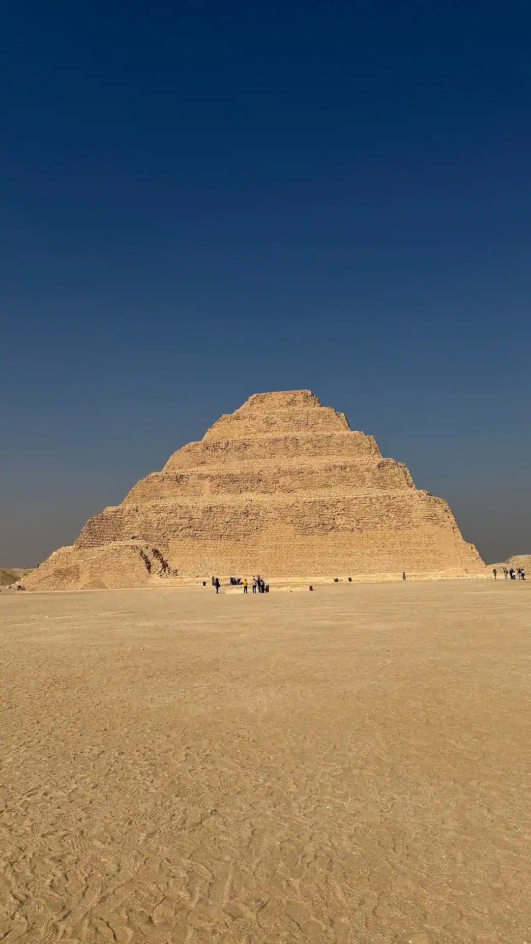 Cairo: Private Tour to the Pyramids, Sphinx and Sakkara with Tour Guide