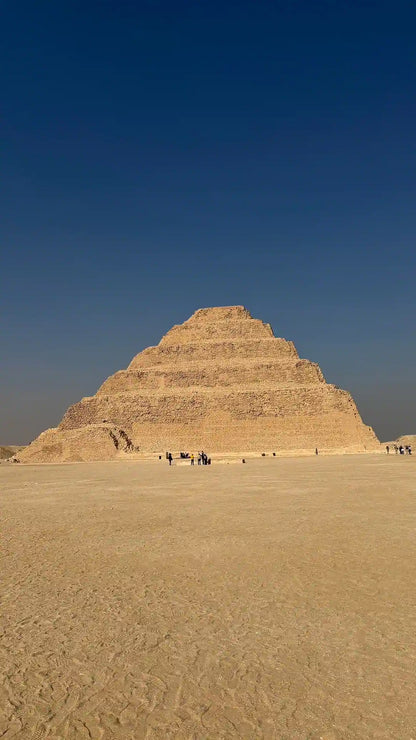 Cairo: Private Tour to the Pyramids, Sphinx and Sakkara with Tour Guide