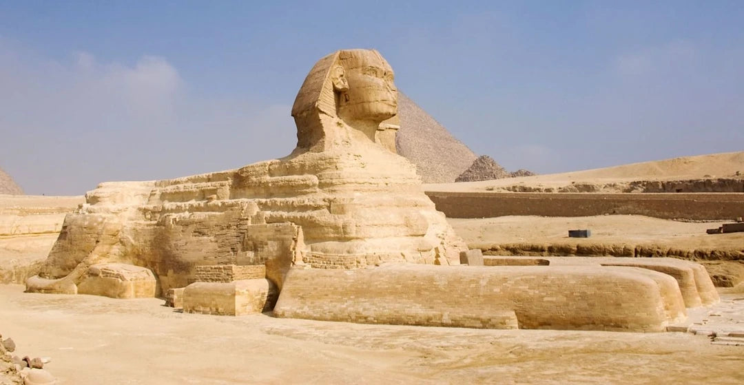 Cairo: Private Tour to the Pyramids, Sphinx and Sakkara with Tour Guide