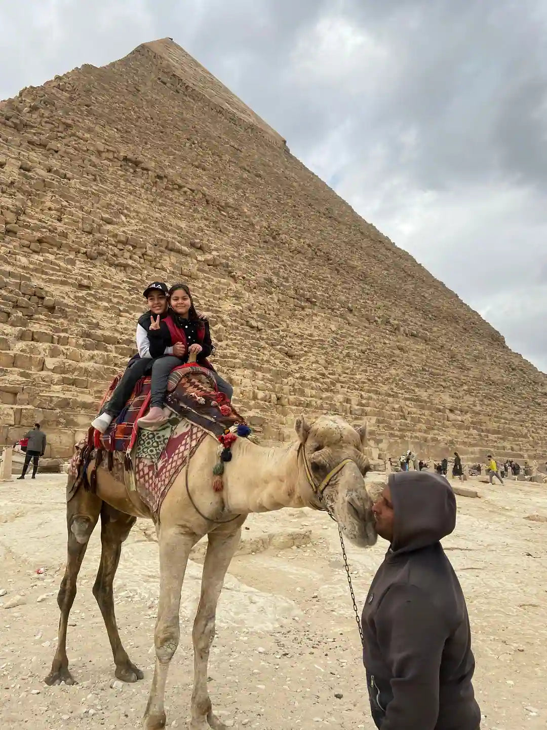 Cairo: Private Tour to the Pyramids, Sphinx and Sakkara with Tour Guide