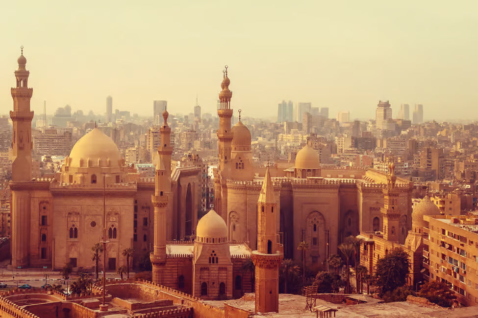Cairo: Pyramids, Bazaar, Citadel Tour with Photographer