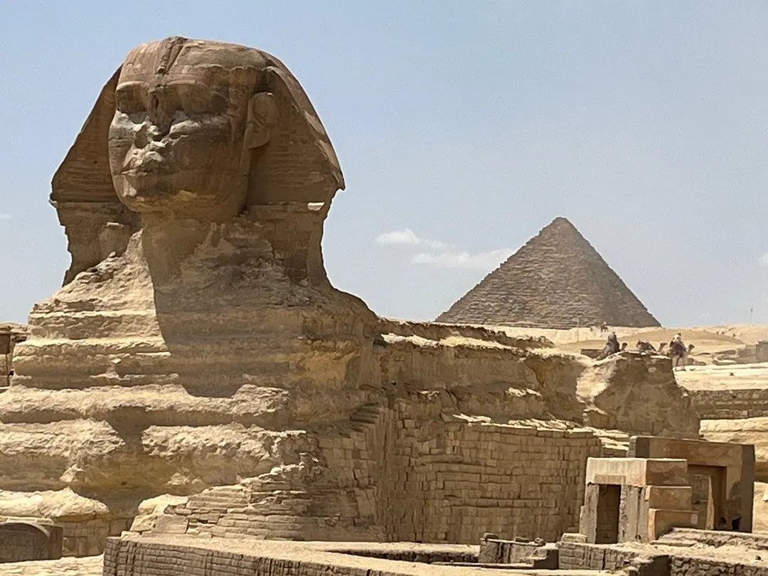 Cairo: Pyramids, Sphinx and Felucca Ride Private Tour for Layover