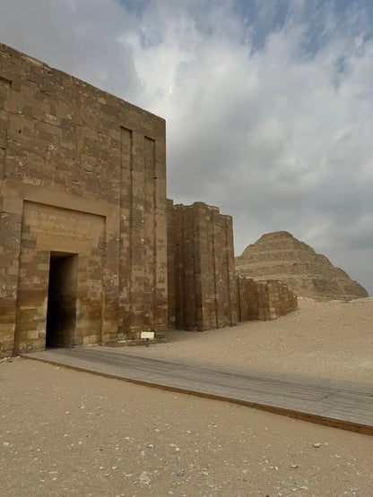 Каир: частный VIP-тур с гидом по Саккаре, Мемфису и Дашуру