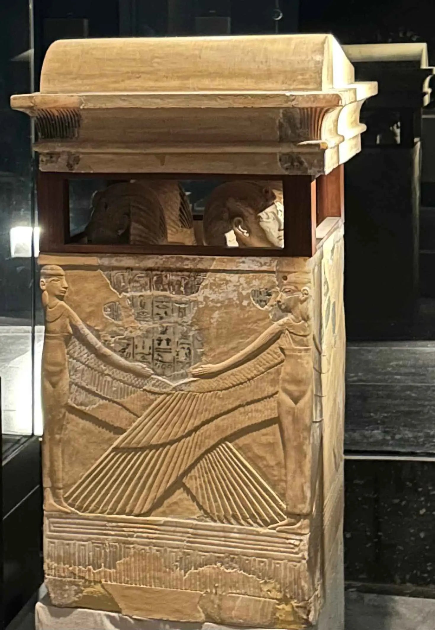 रॉयल ममीज़ हॉल