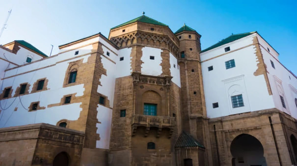 Casablanca: Private City Tour with Airport Transfer for Layovers