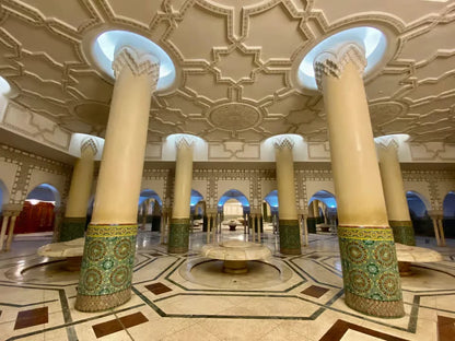 Casablanca: Private City Tour with Airport Transfer for Layovers