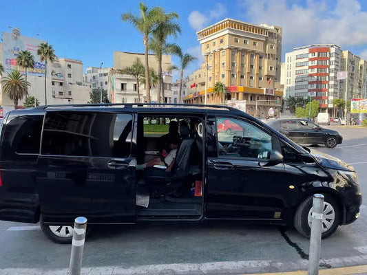 Casablanca: Sewa Mobil atau Van Pribadi dengan Sopir
