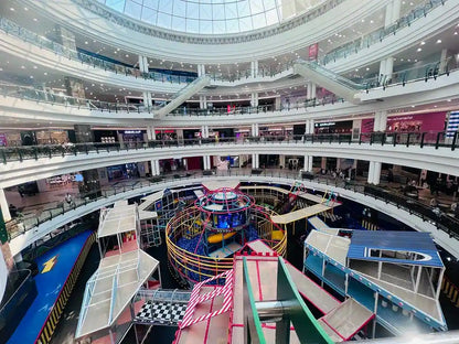 Doha: Guided Shopping Tour to Four Malls