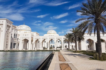Ab Dubai: Ganztägige Premium-Sightseeing-Tour durch Abu Dhabi