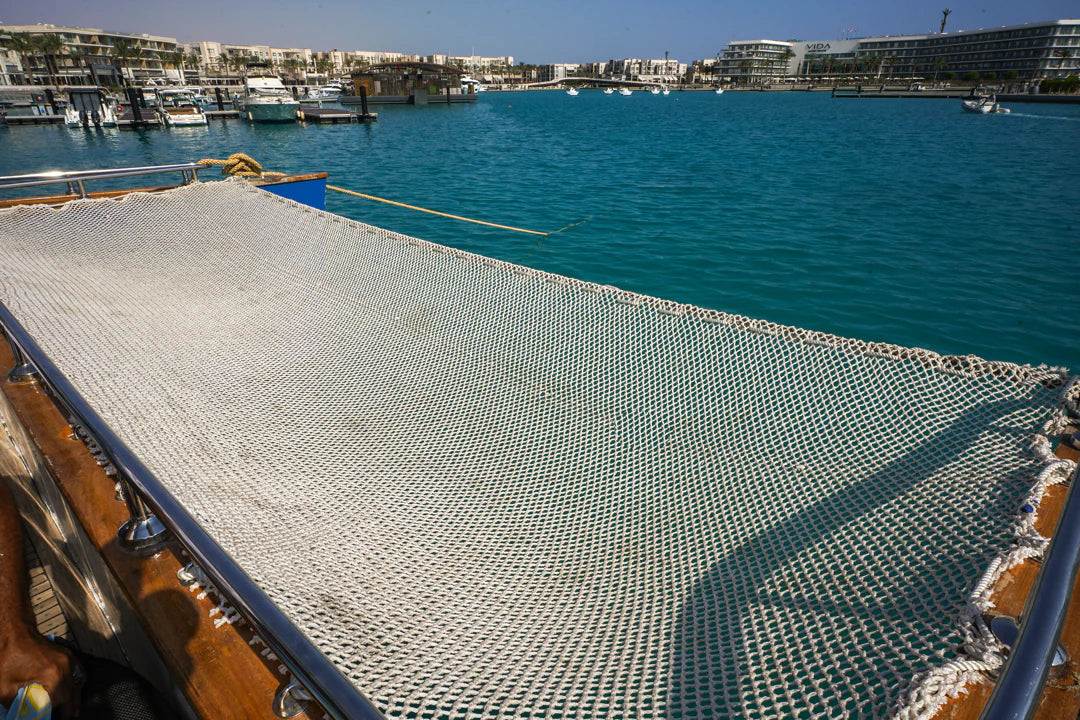 Marassi: Gita in Yacht Privato con Nuoto e Pranzo Opzionale sulla Costa Nord