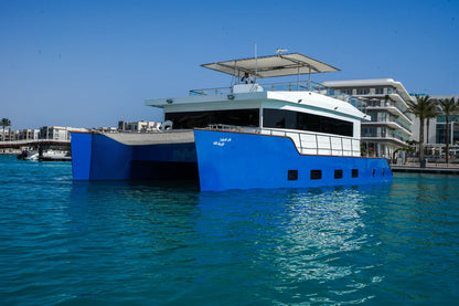 Marassi: Gita in Yacht Privato con Nuoto e Pranzo Opzionale sulla Costa Nord