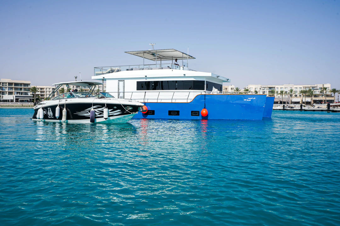 Marassi: Gita in Yacht Privato con Nuoto e Pranzo Opzionale sulla Costa Nord