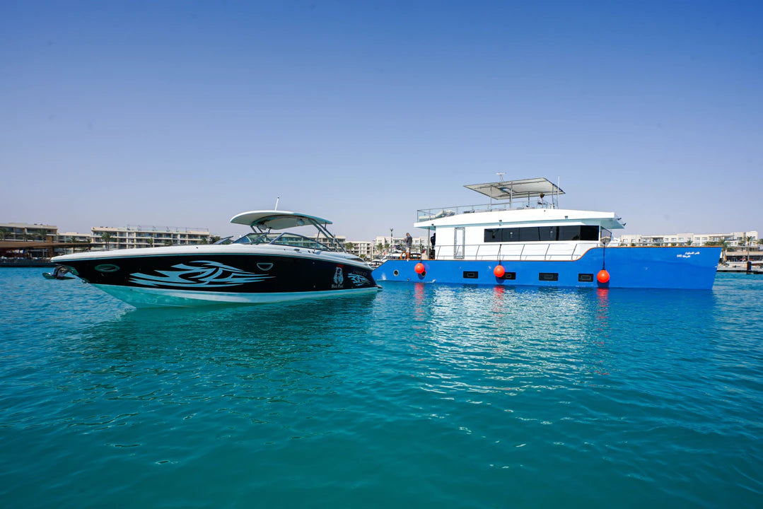 Marassi: Gita in Yacht Privato con Nuoto e Pranzo Opzionale sulla Costa Nord