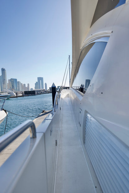 Dubai: privétour Sunseeker 90FT jacht