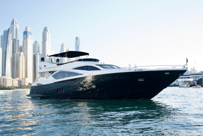 Dubai: privétour Sunseeker 90FT jacht