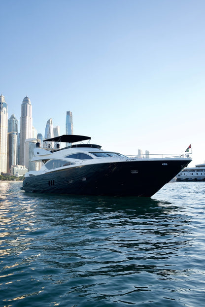 Dubai: privétour Sunseeker 90FT jacht