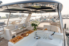 Dubai: Private Numarine 80FT EVA-Luxusyacht-Vermietung