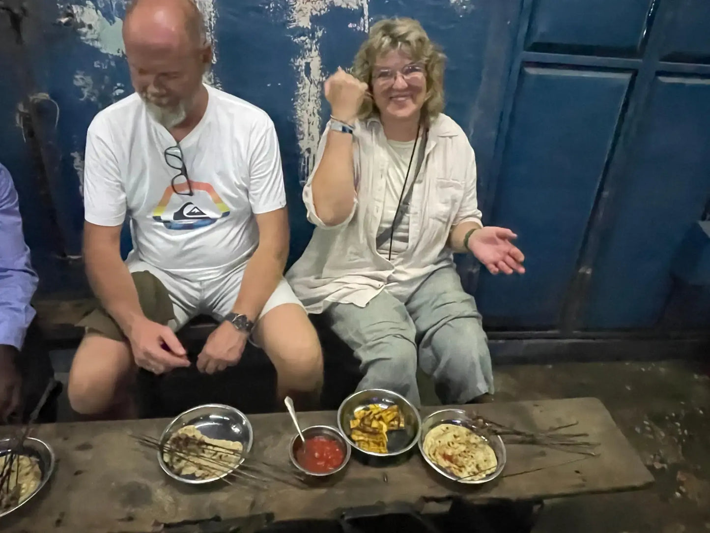 达累斯萨拉姆：嘟嘟车私人城市之旅，含街头美食品尝