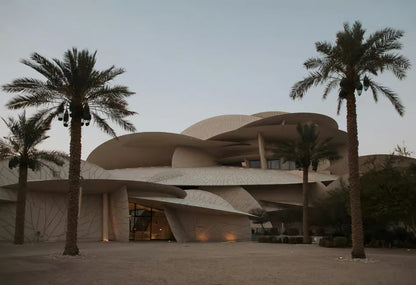 Doha: City Tour to Katara, The pearl and Souq Waqif with Airport or Hotel Pickup