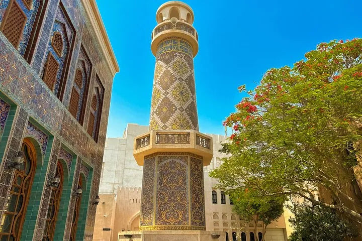 Doha: City Tour to Katara, The pearl and Souq Waqif with Airport or Hotel Pickup