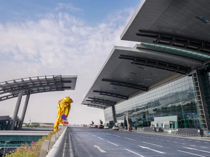 Doha: City Welcome Drive from Hamad Airport