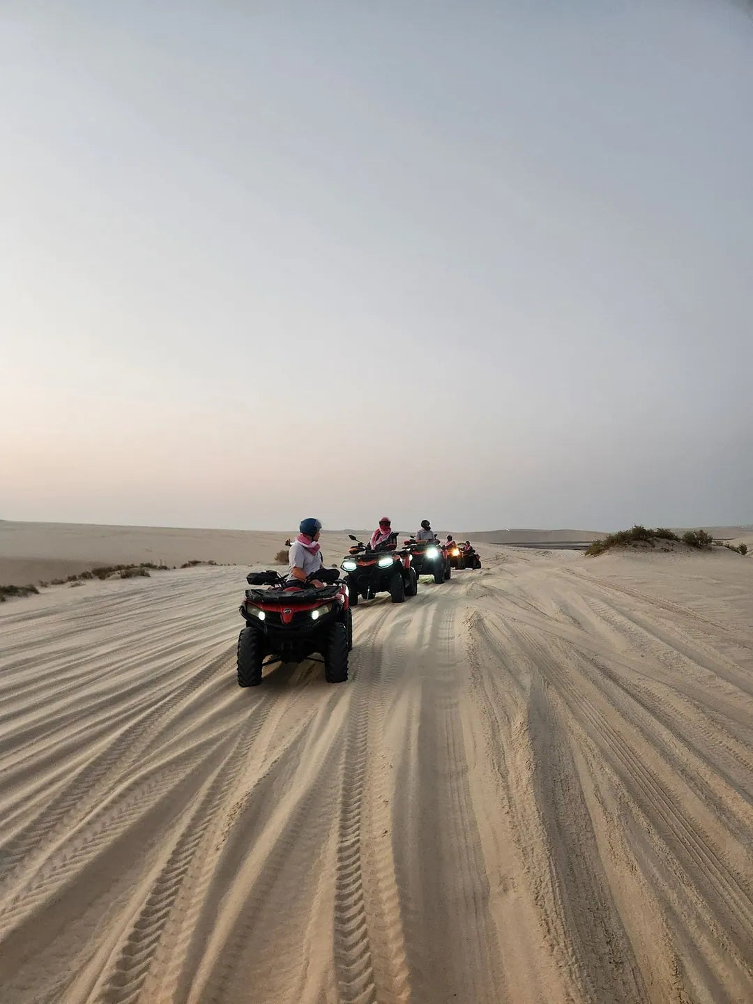 Doha: Wüstensafari, Dune Bashing und Sandboarding am Inland Sea