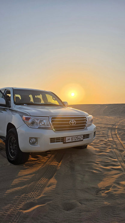 Doha: Desert Safari, Sandboarding and Mina District Tour