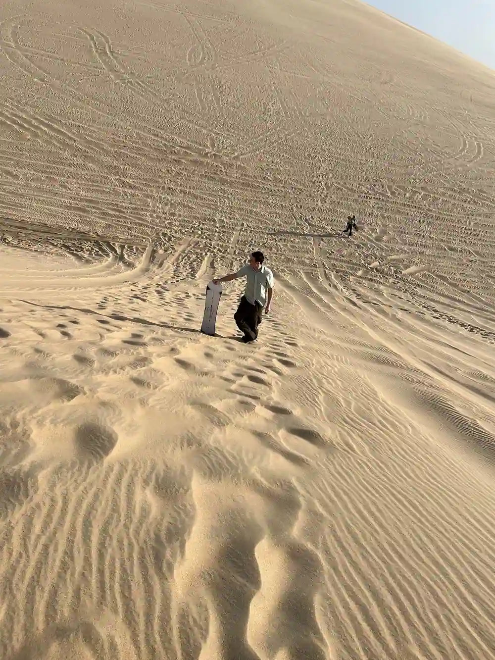Doha: Desert Safari, Sandboarding and Mina District Tour