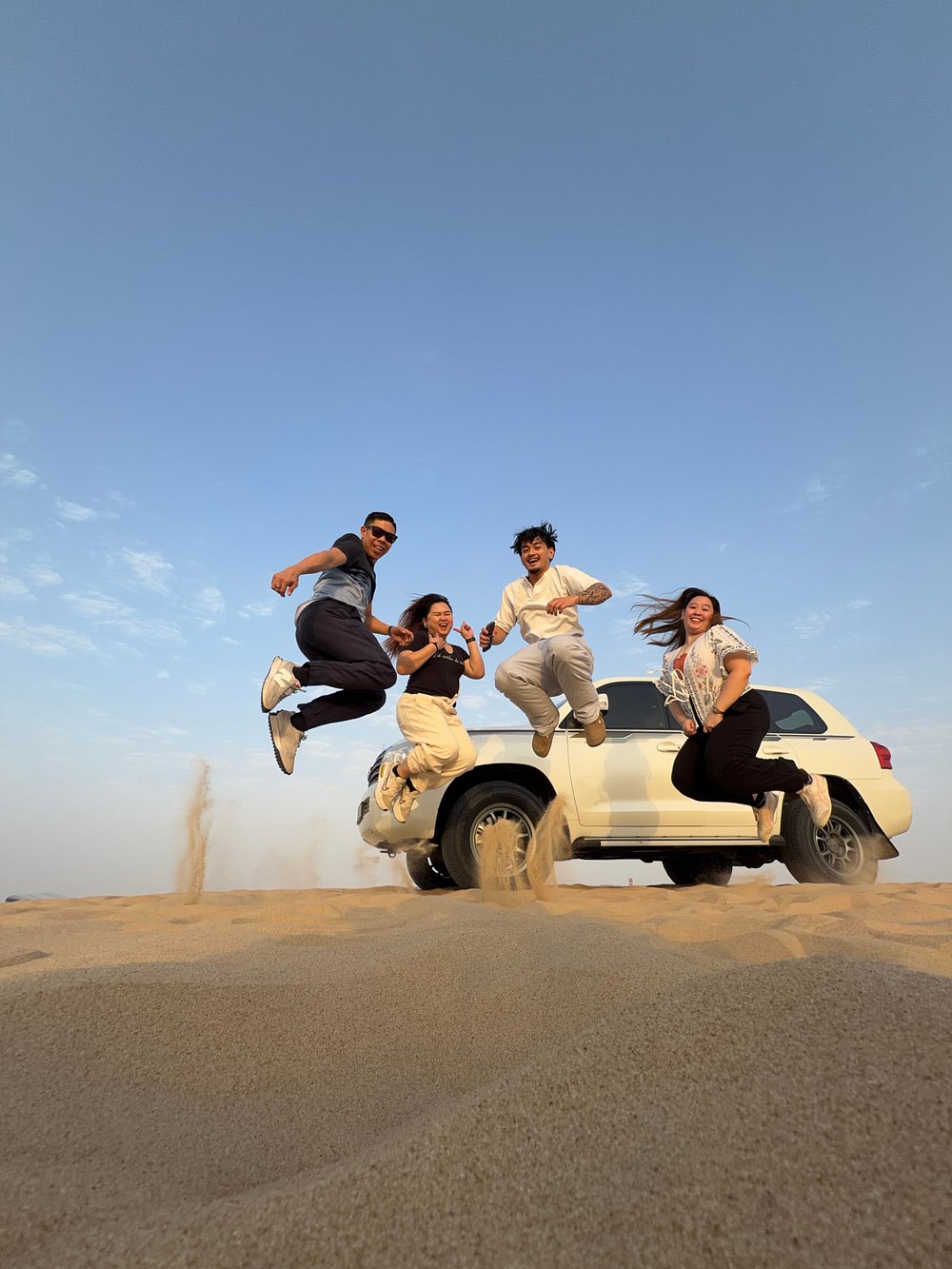 Doha: Desert Safari, Sandboarding and Mina District Tour