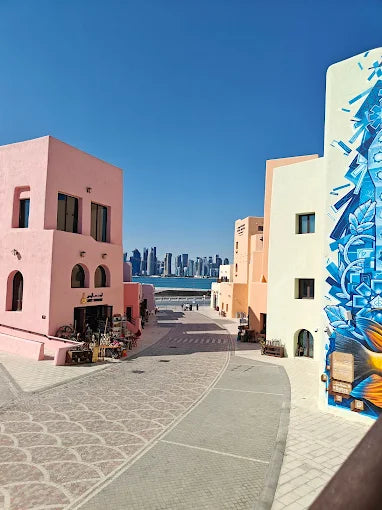 Doha: Desert Safari, Sandboarding and Mina District Tour