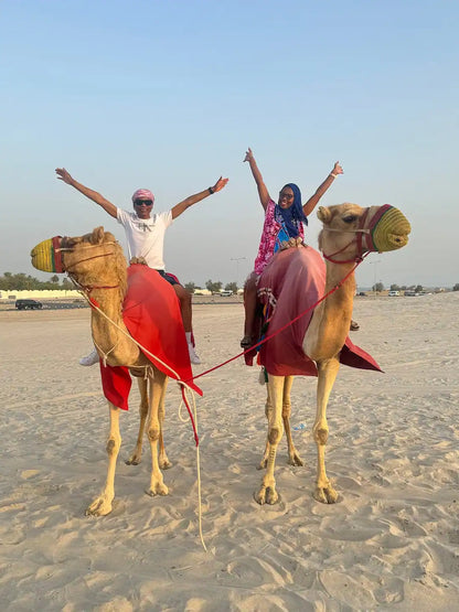 Doha: Safari nel Deserto con Sandboarding, visita al Mare Interno e Giro in Cammello Opzionale