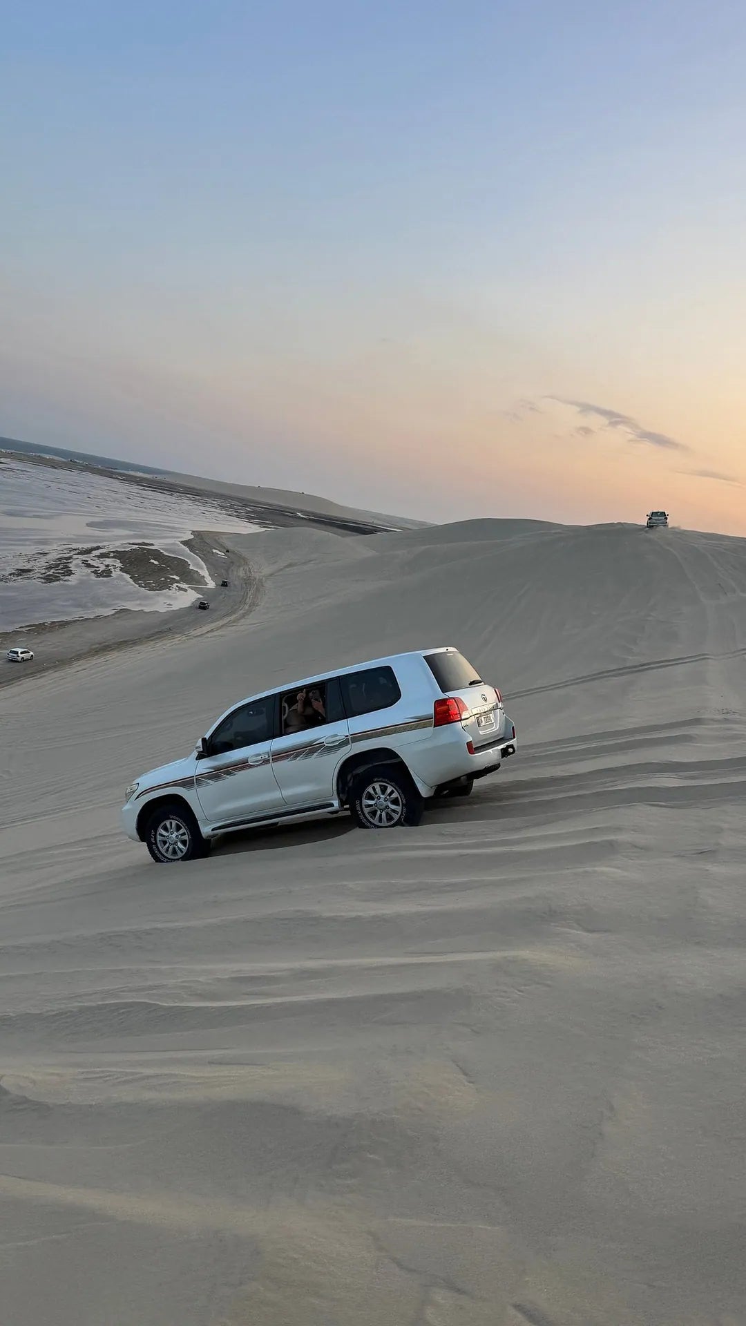 Doha: Safari nel Deserto con Sandboarding, visita al Mare Interno e Giro in Cammello Opzionale